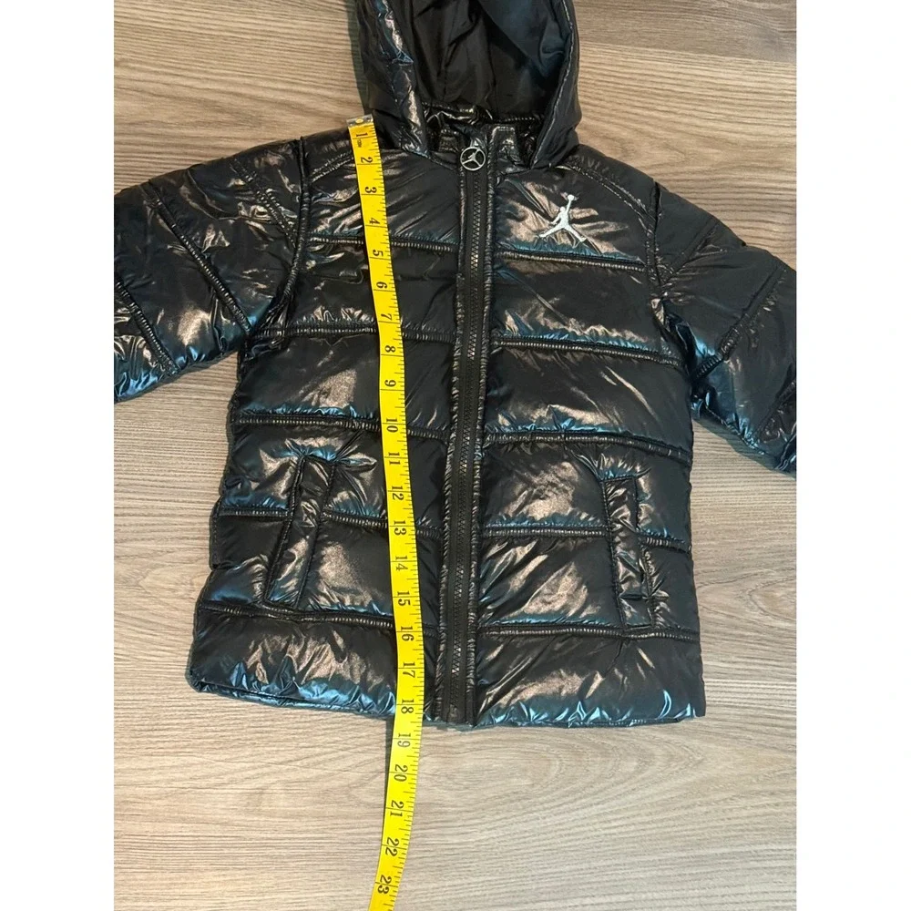 Air Jordan Kids Shiny Black Puffer Jacket Hooded Jumpman Logo Coat Youth size 4T